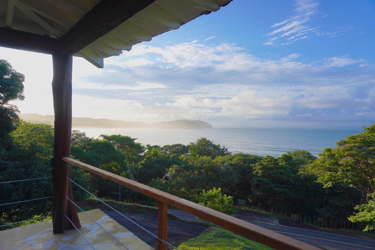 Venao Surf Lodge Playa Venao Ngoại thất bức ảnh