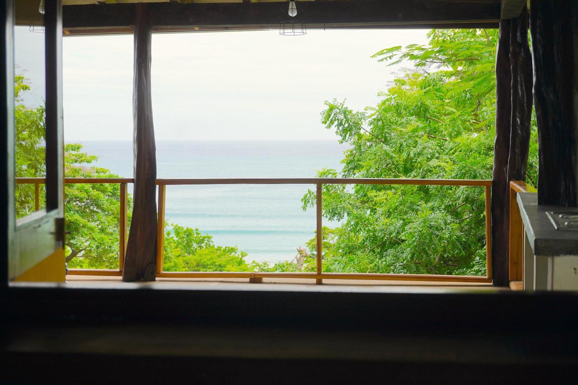 Venao Surf Lodge Playa Venao Ngoại thất bức ảnh