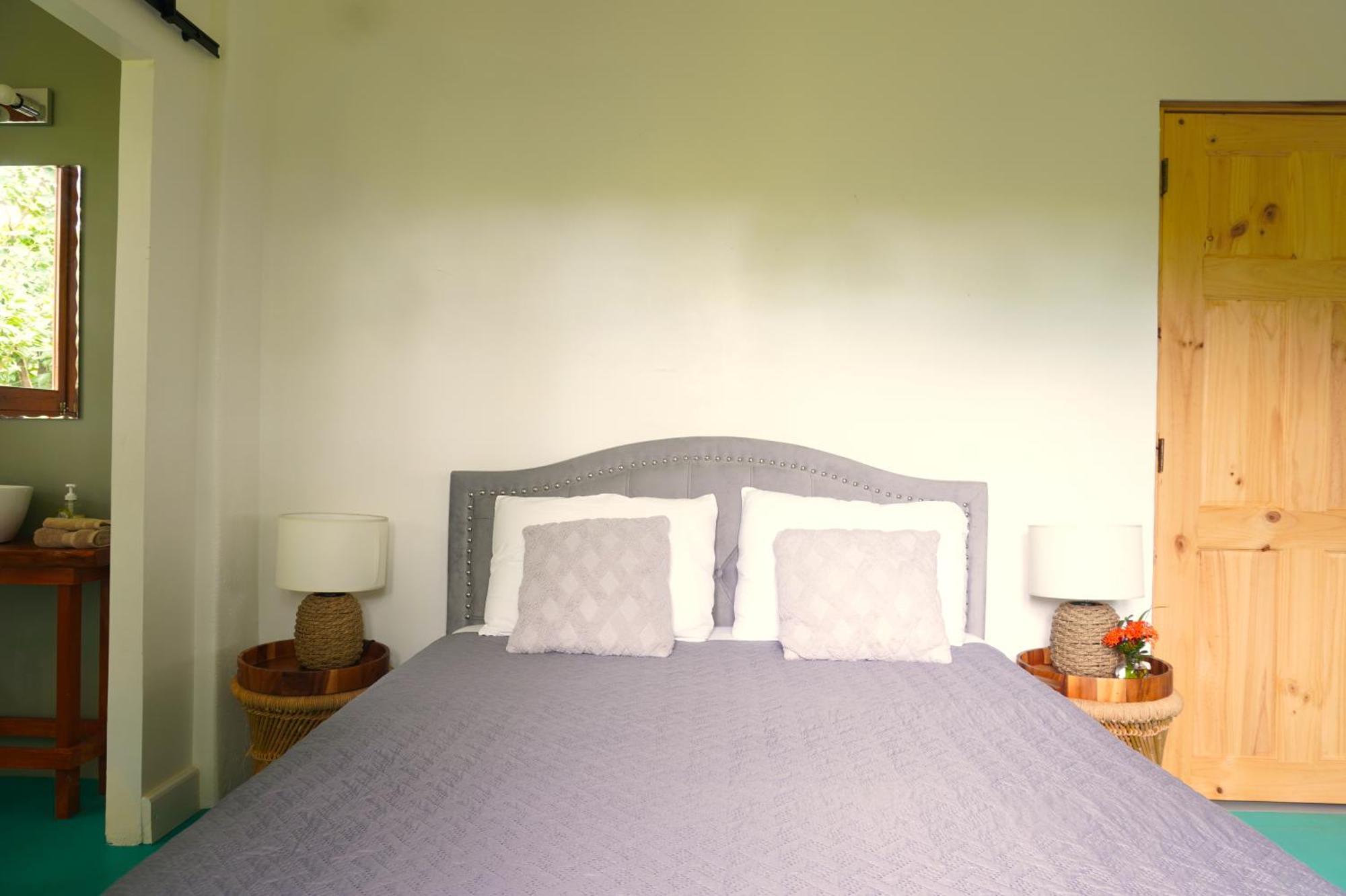 Venao Surf Lodge Playa Venao Ngoại thất bức ảnh