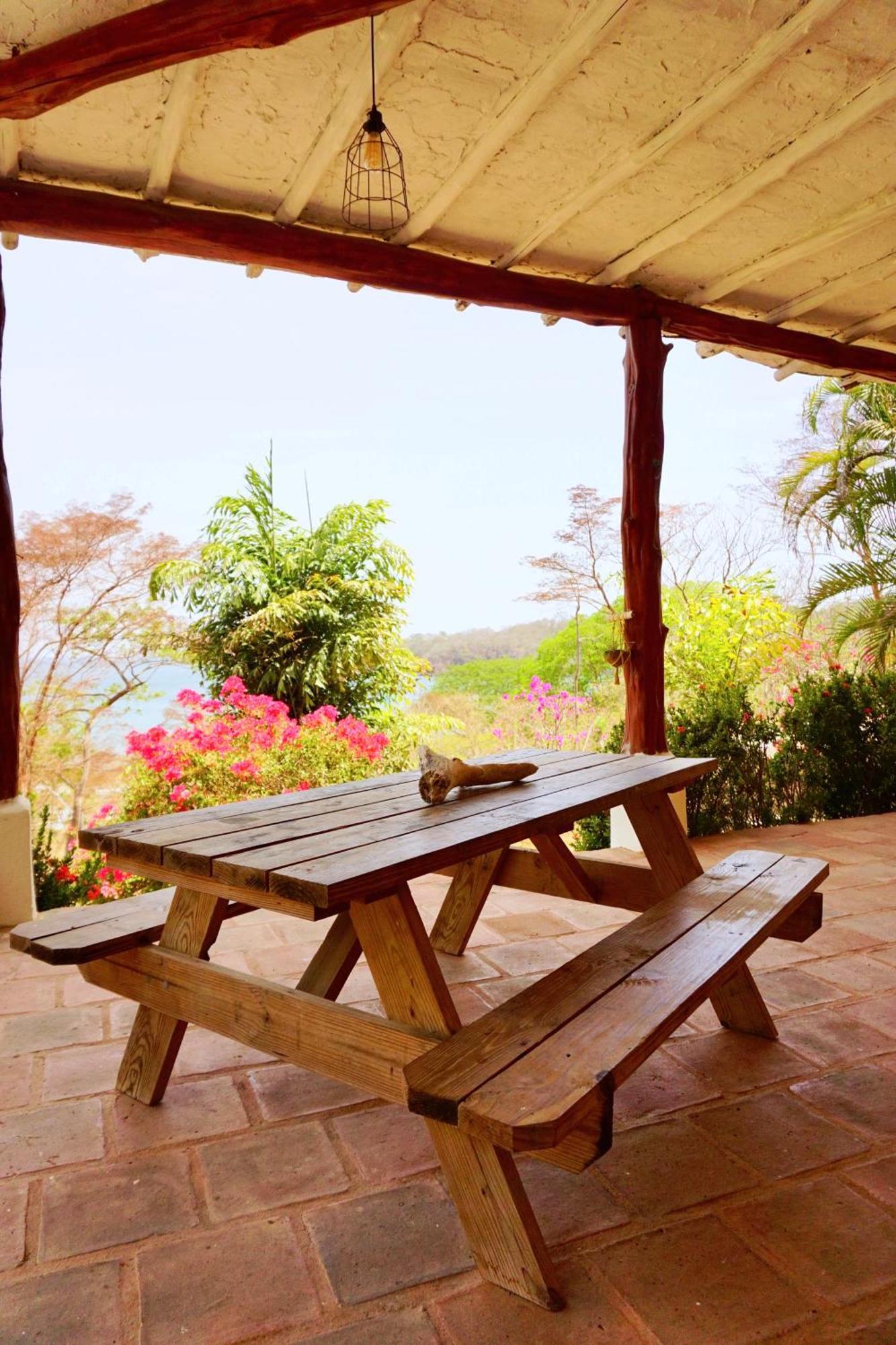 Venao Surf Lodge Playa Venao Ngoại thất bức ảnh