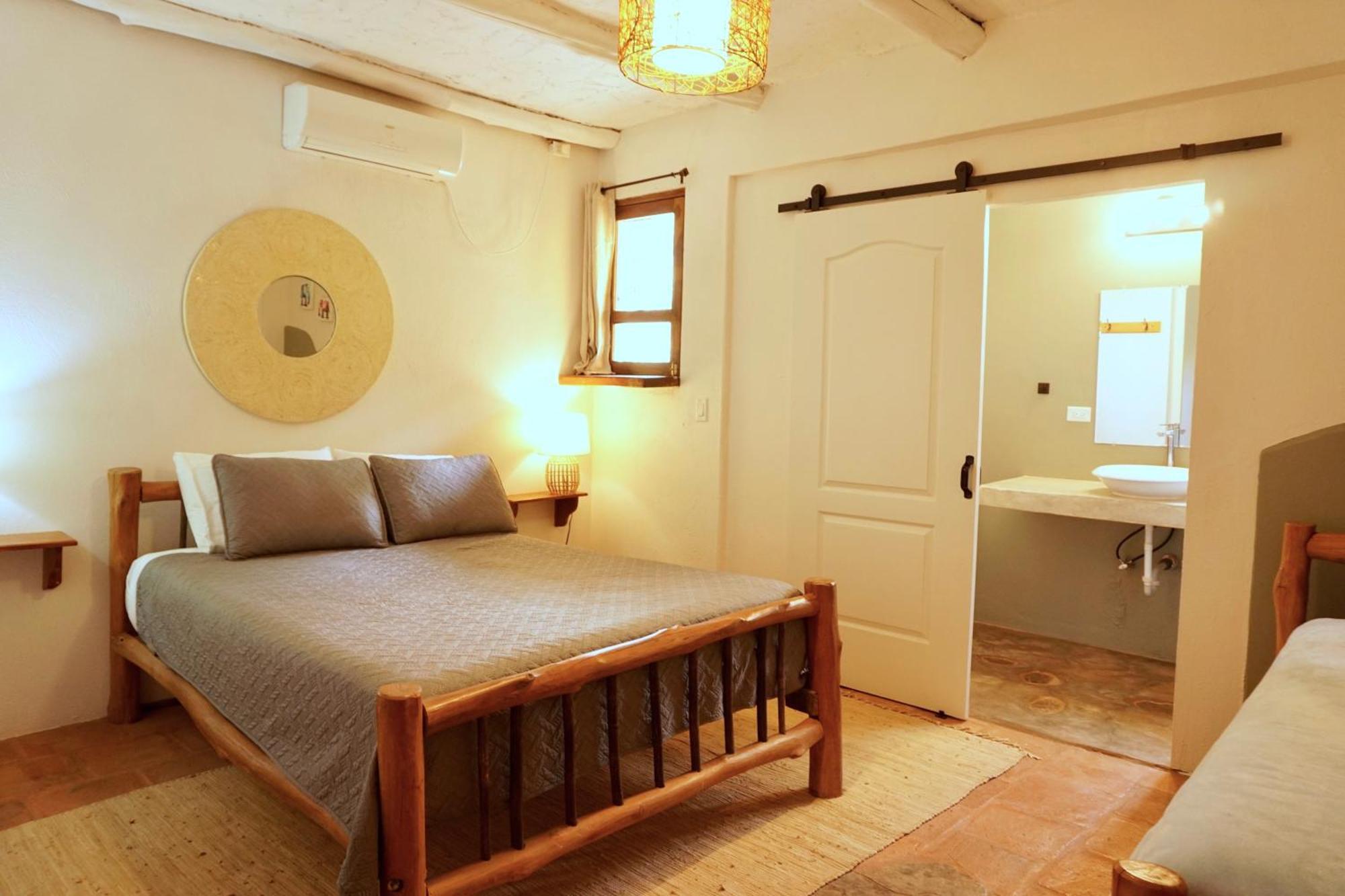 Venao Surf Lodge Playa Venao Ngoại thất bức ảnh