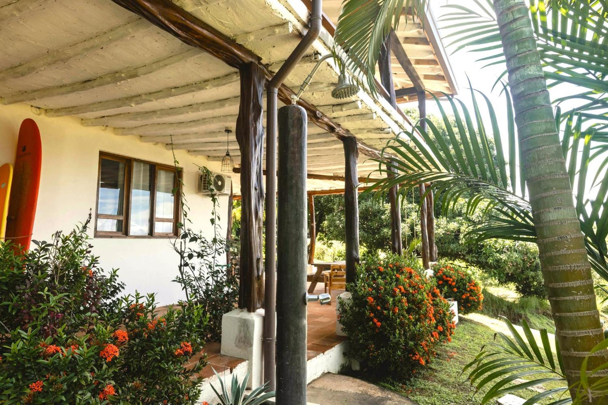 Venao Surf Lodge Playa Venao Ngoại thất bức ảnh