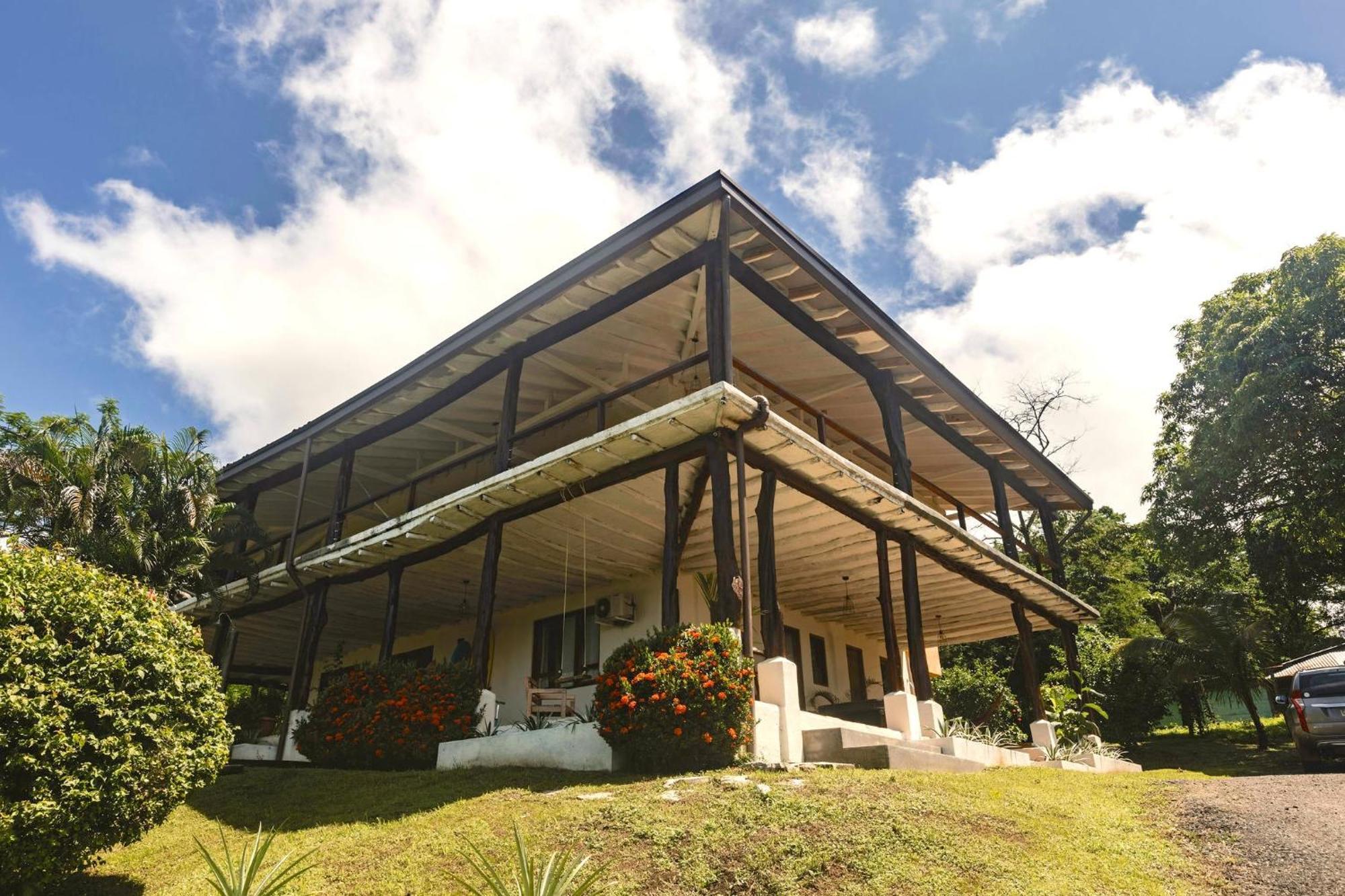 Venao Surf Lodge Playa Venao Ngoại thất bức ảnh